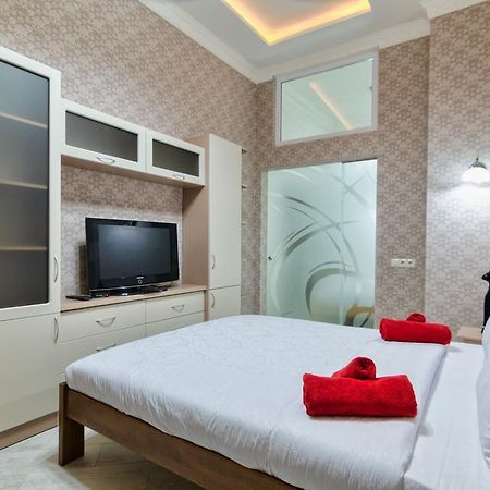 Alfa Apartments Krakivska 17 Leopoli Esterno foto